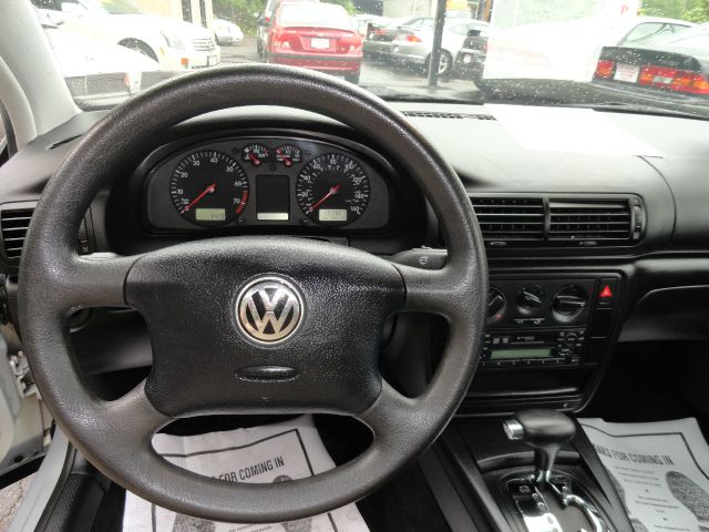 Volkswagen Passat 1999 photo 13