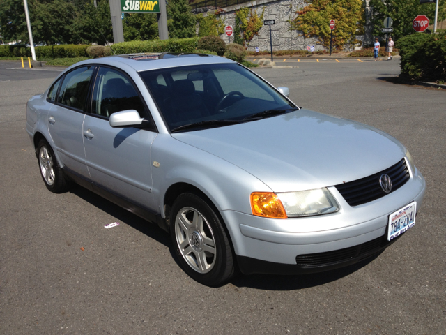 Volkswagen Passat 2000 photo 3