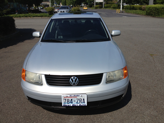 Volkswagen Passat 2000 photo 4