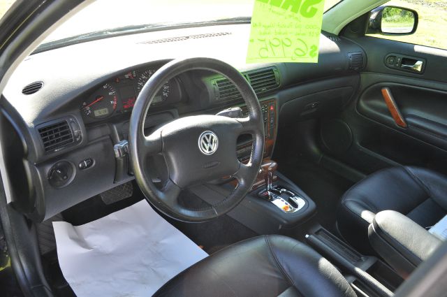 Volkswagen Passat 2000 photo 22