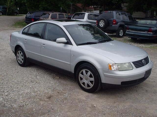 Volkswagen Passat 2000 photo 3