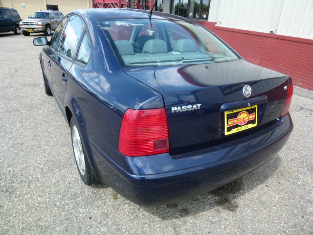 Volkswagen Passat 2000 photo 4