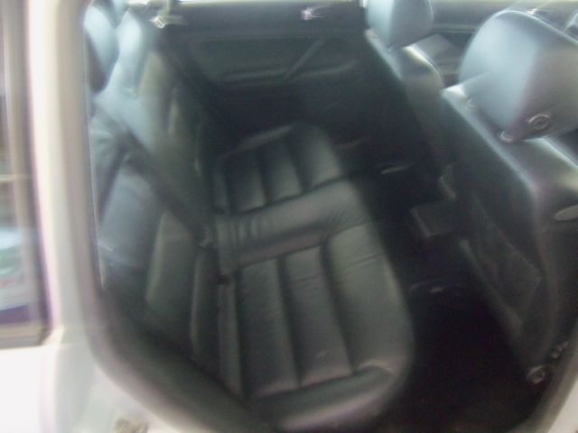 Volkswagen Passat 2000 photo 4