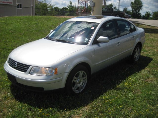 Volkswagen Passat 2000 photo 4