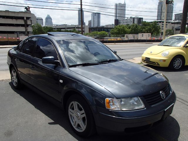 Volkswagen Passat 2000 photo 4