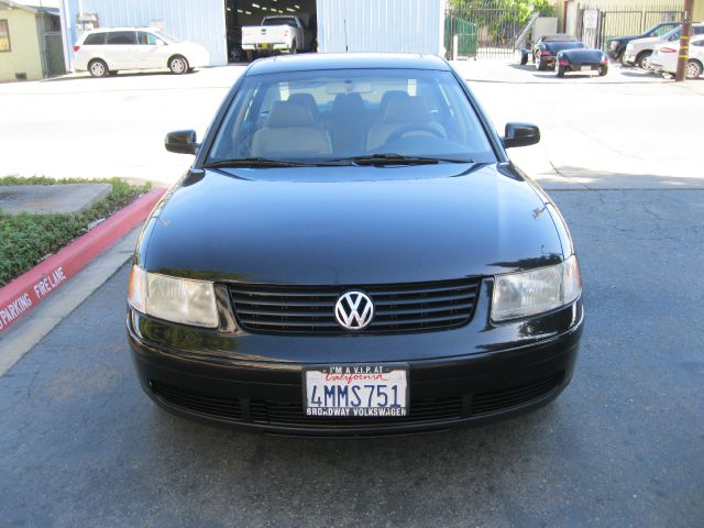 Volkswagen Passat 2000 photo 4