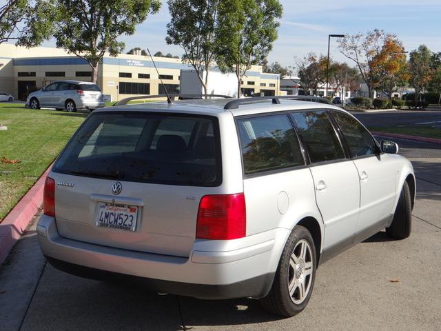 Volkswagen Passat 2000 photo 3