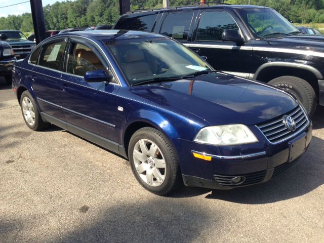 Volkswagen Passat 2001 photo 2