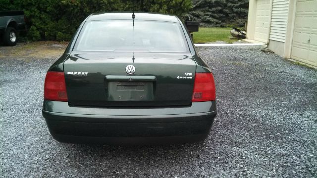 Volkswagen Passat 2001 photo 0