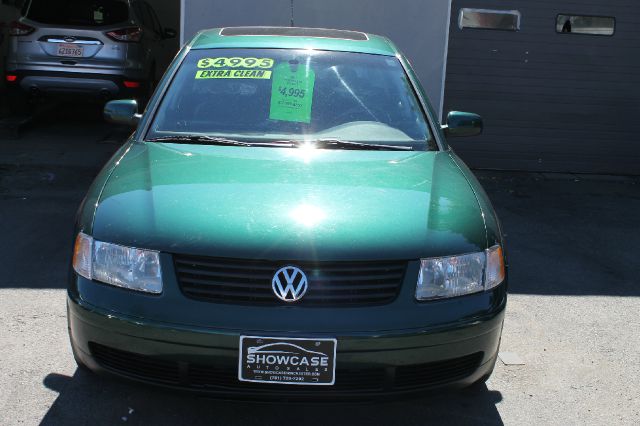 Volkswagen Passat 2001 photo 3