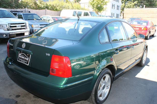 Volkswagen Passat 2001 photo 4