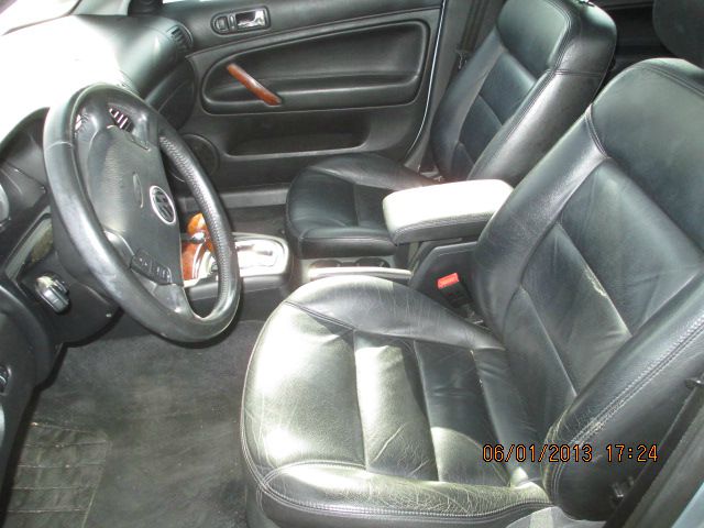 Volkswagen Passat 2001 photo 7