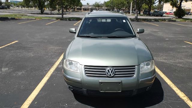 Volkswagen Passat 2001 photo 3