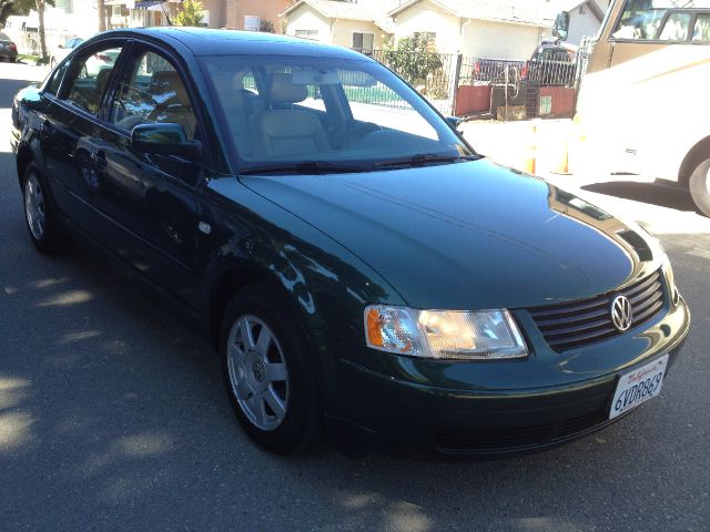 Volkswagen Passat 2001 photo 4