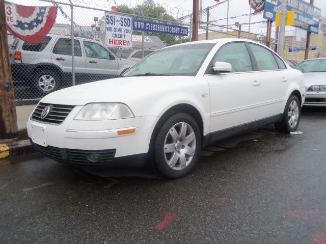 Volkswagen Passat 2001 photo 14