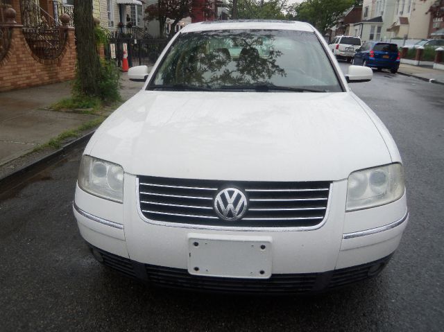 Volkswagen Passat 2001 photo 18