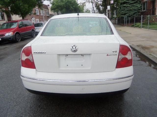 Volkswagen Passat 2001 photo 3