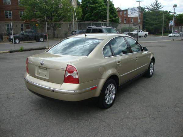 Volkswagen Passat 2001 photo 5