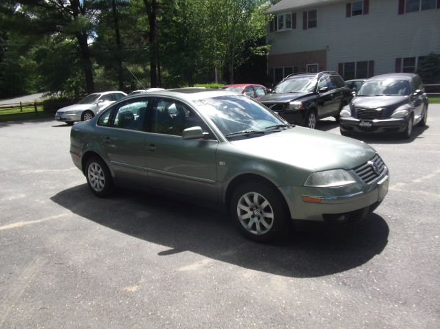 Volkswagen Passat 2001 photo 10