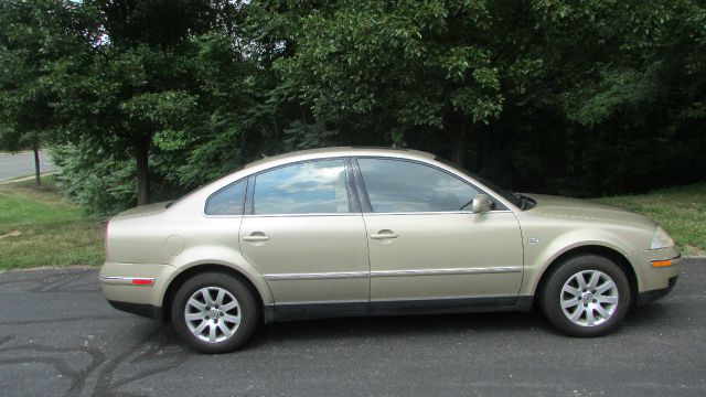 Volkswagen Passat 2001 photo 3