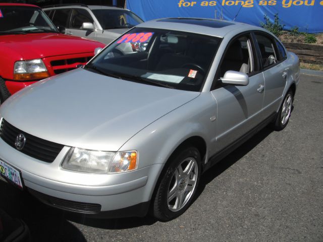 Volkswagen Passat 2001 photo 3