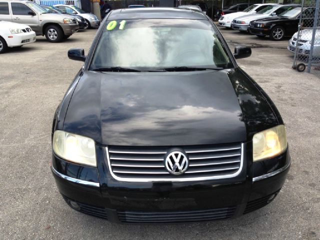 Volkswagen Passat 2001 photo 3