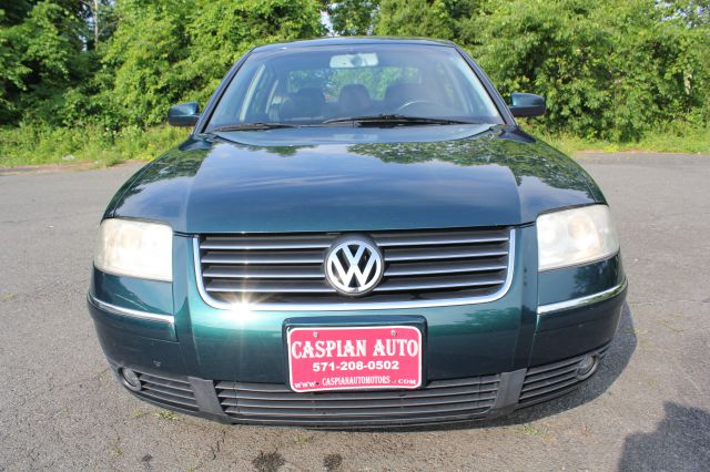 Volkswagen Passat 2001 photo 3