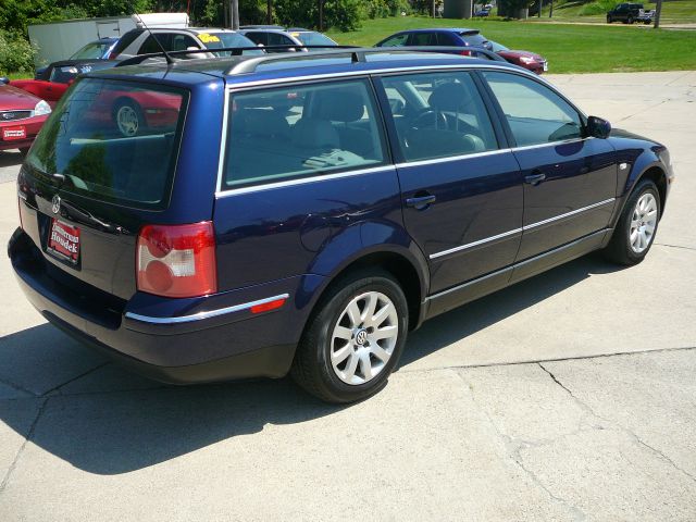 Volkswagen Passat 2001 photo 3