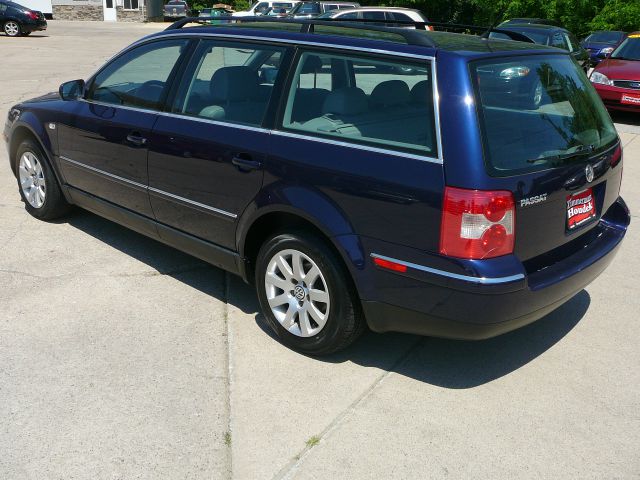 Volkswagen Passat 2001 photo 4