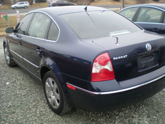 Volkswagen Passat 2001 photo 4