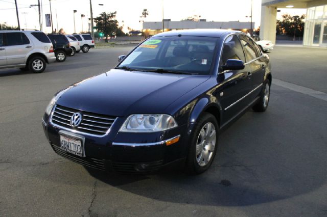 Volkswagen Passat 2001 photo 3