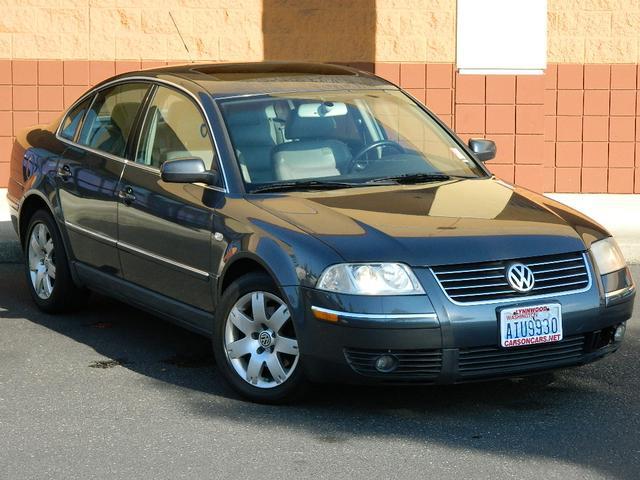 Volkswagen Passat SE Crew Cab 4WD FFV Sedan