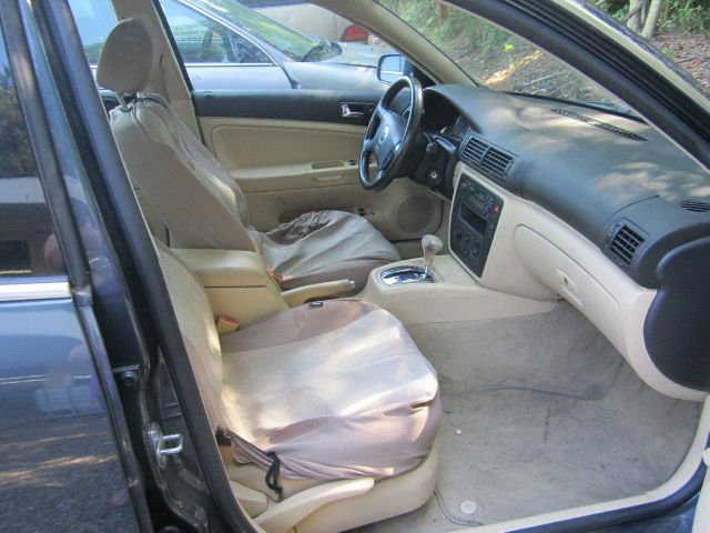 Volkswagen Passat 2001 photo 3