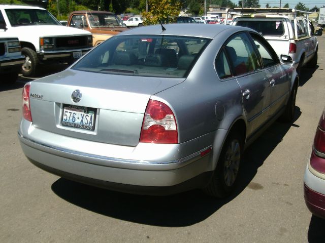 Volkswagen Passat 2001 photo 4