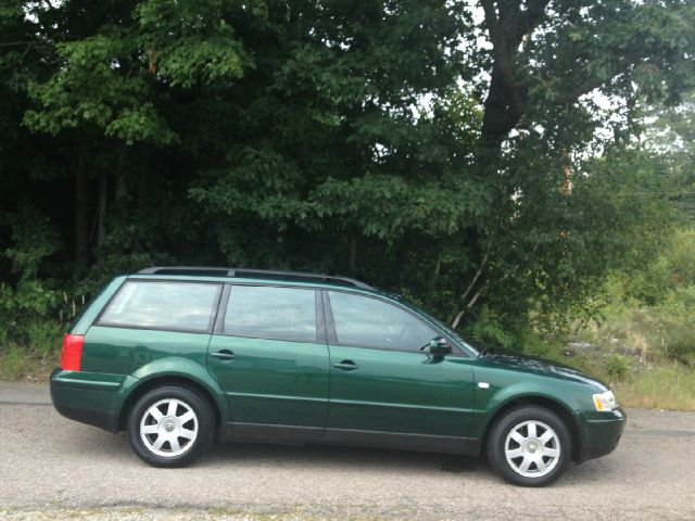 Volkswagen Passat 2001 photo 3