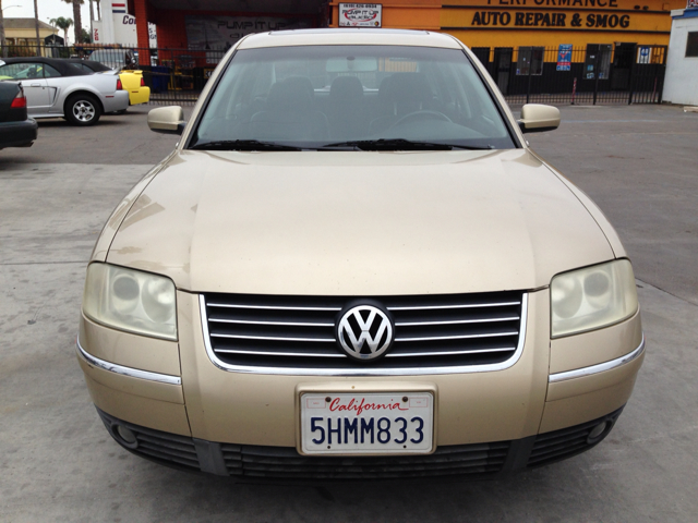 Volkswagen Passat 2001 photo 3