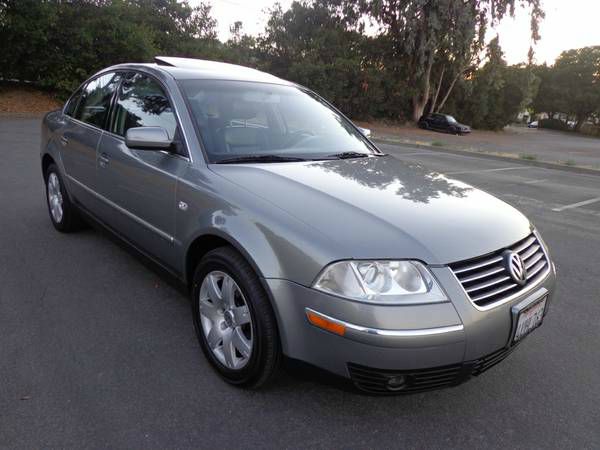 Volkswagen Passat 2002 photo 1