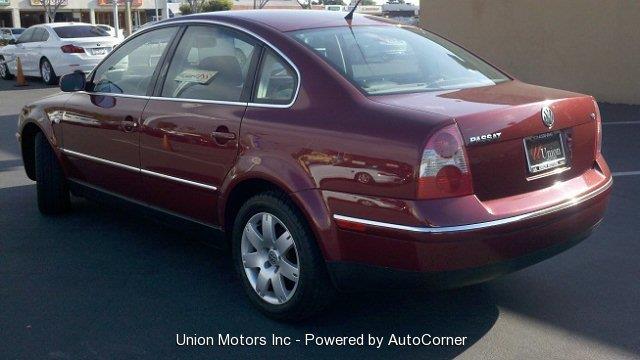 Volkswagen Passat 2002 photo 1