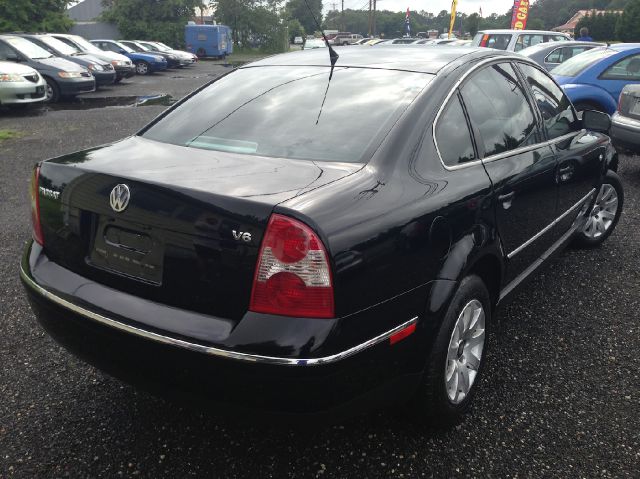 Volkswagen Passat 2002 photo 34