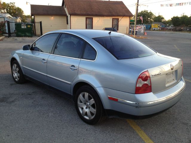 Volkswagen Passat 2002 photo 4