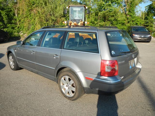 Volkswagen Passat SE Crew Cab 4WD FFV Wagon