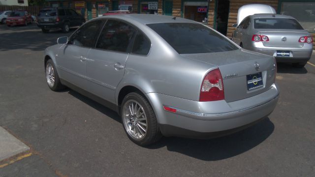 Volkswagen Passat 2002 photo 3