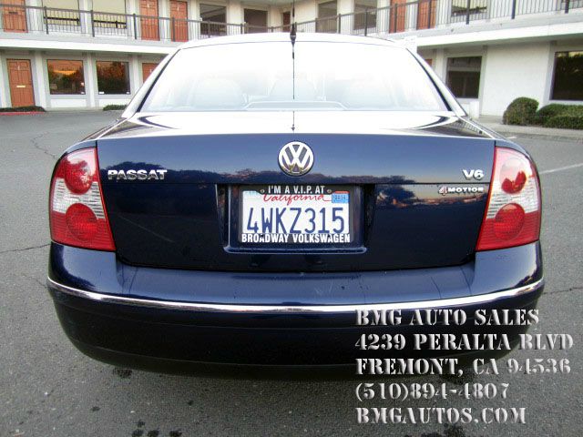 Volkswagen Passat 2002 photo 3