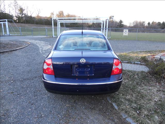 Volkswagen Passat 2002 photo 3