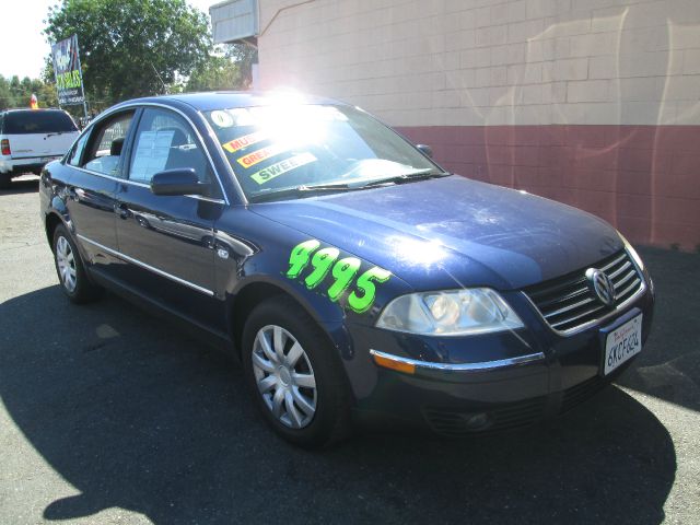 Volkswagen Passat 2002 photo 2