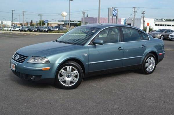 Volkswagen Passat LS W/leather Seats Sedan