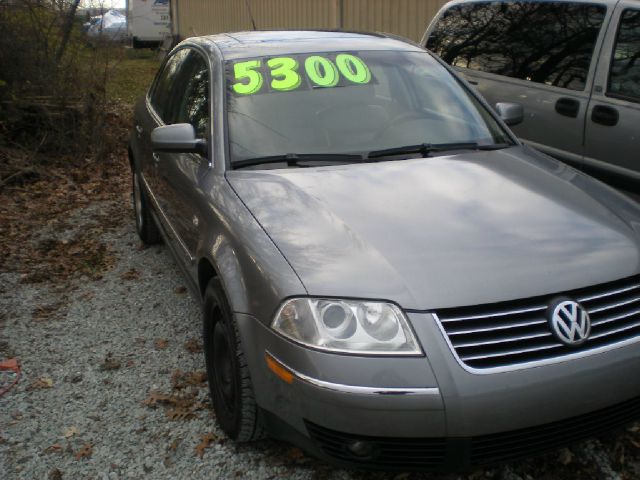 Volkswagen Passat 2002 photo 1