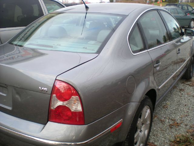 Volkswagen Passat 2002 photo 3