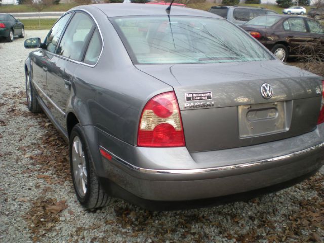 Volkswagen Passat 2002 photo 4