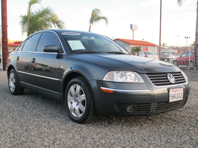 Volkswagen Passat 2002 photo 4